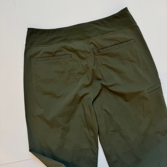 Athleta Trekkie Jogger Pants Olive Green Women’s 8 Gorpcore Athleisure Hiking - Picture 14 of 16